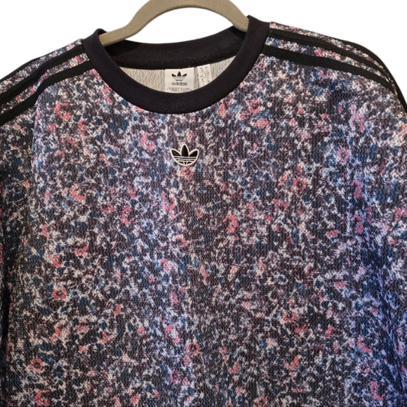 Adidas Floral Pullover. Size Small - Picture 3 of 9
